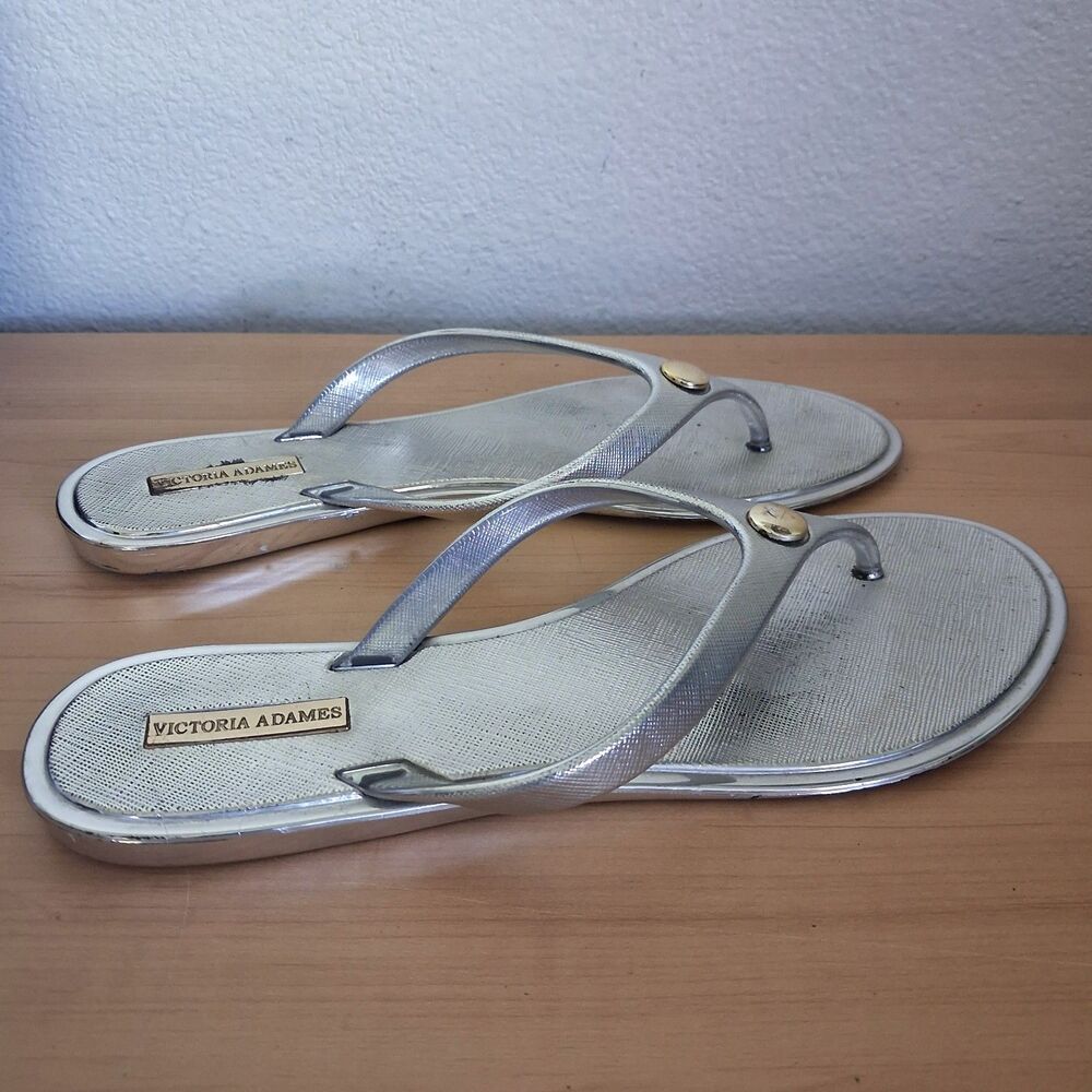 Victoria Adames Jelly Flip Flops Silver Metallic Gold SZ 8.5 Flat Slip On Thong